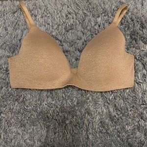 Victoria’s Secret T-shirt bra. Beige, no underwire, size 34C